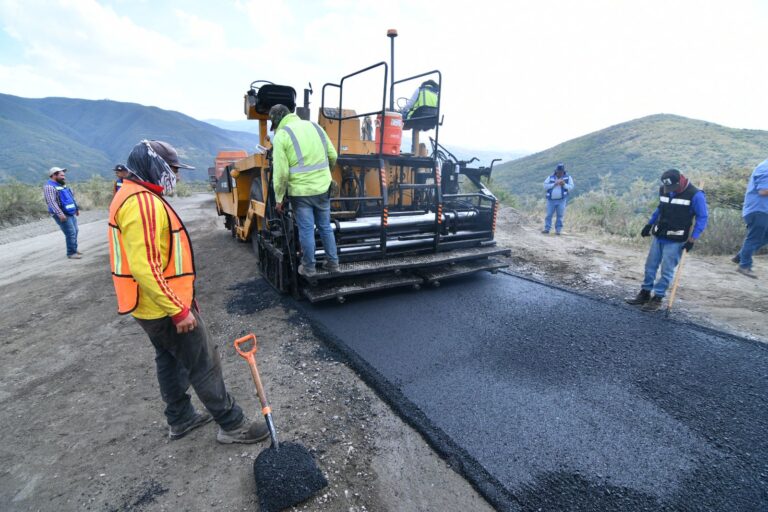 Ya se van a conectar más pronto entre comunidades de la zona norte del municipio con dos caminos rurales pavimentados